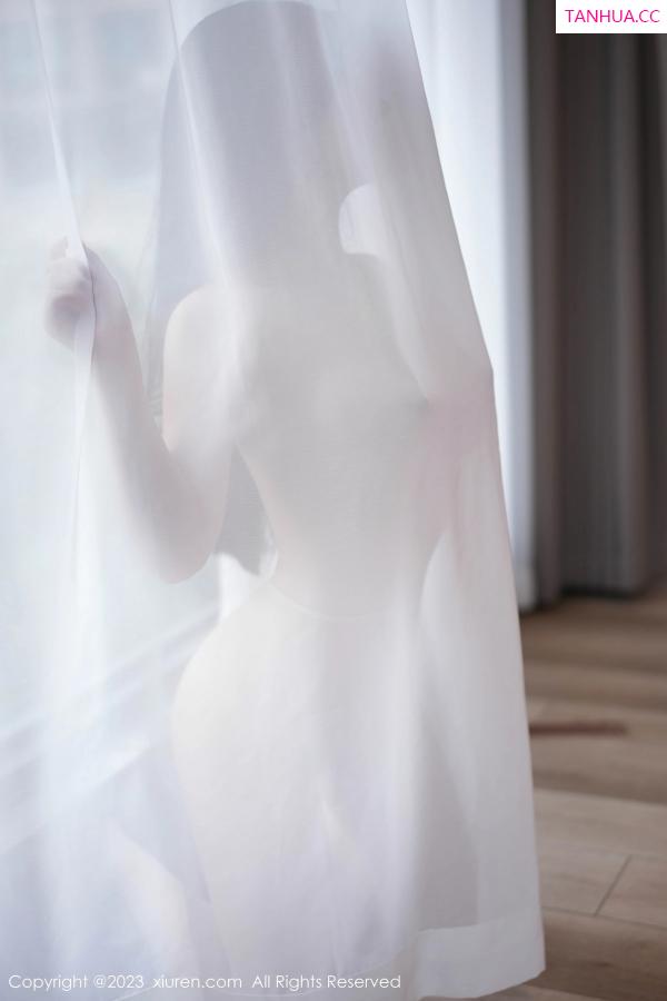   [XiuRen]高清写真图 2023.10.27 No.7572 谭小灵 妩媚美腿第74张图片